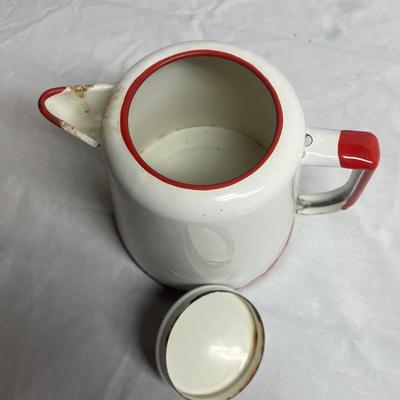 Array of Enamelware (SRC-MG)