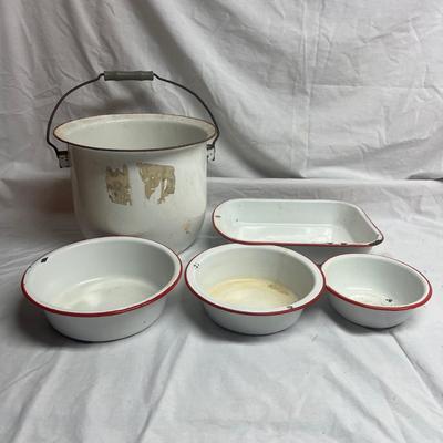 Array of Enamelware (SRC-MG)