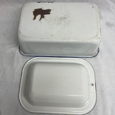 Array of Enamelware (SRC-MG)