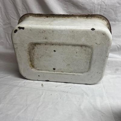 Array of Enamelware (SRC-MG)