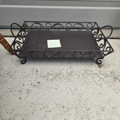 Table top tray