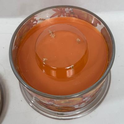 Sale Photo Thumbnail #367: Round clear glasss container with metal lid. New condition.