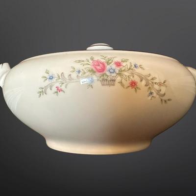 Florenteen “Fantasia” Fine China Japan – 12 Place Settings + Serving Pieces
