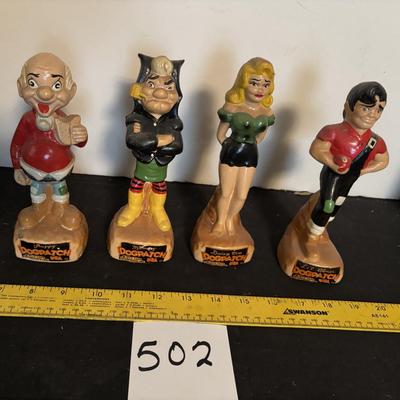 Vintage Dogpatch USA Bank Set