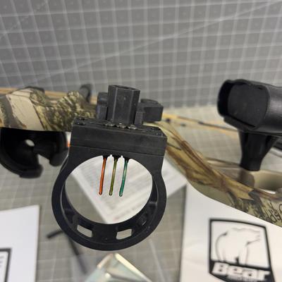 Bear Archery Limitless 50LBS Right Hand Compound Youth Bow
