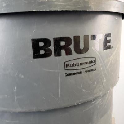 BIG ONE! BRUTE Garbage Can No Lid
