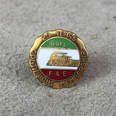 RAILROAD UNION 25 YEAR GF MEMBERSHIP PIN B of LF&E
