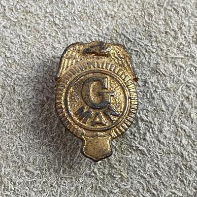 vintage toy G MAN BUTTONHOLE LAPEL PIN 