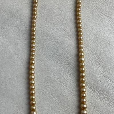 vintage FAUX GOLD PEARL STRAND NECKLACE 