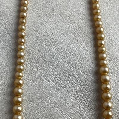 vintage FAUX GOLD PEARL STRAND NECKLACE 
