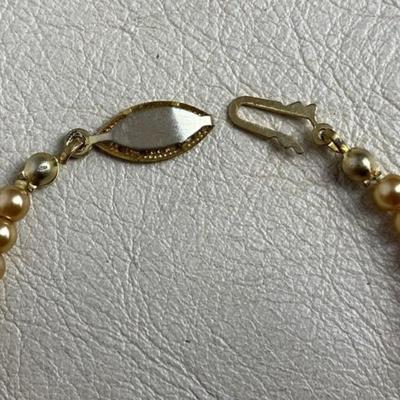 vintage FAUX GOLD PEARL STRAND NECKLACE 