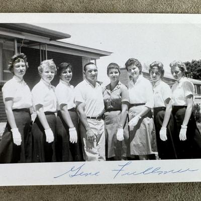 MIDDLEWEIGHT BOXING CHAMP GENE FULLMER SIGNED POLAROID 1960