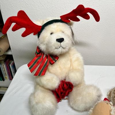 Lot 378 Bears