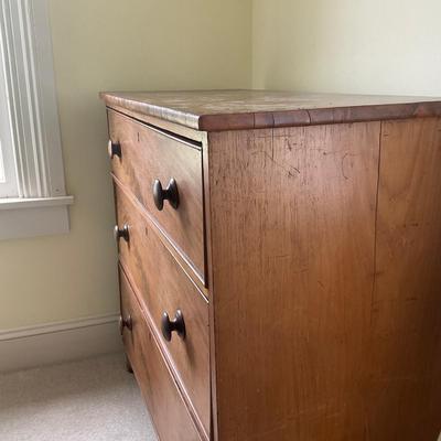 B201 Antique American Wood Three Drawer Dresser
