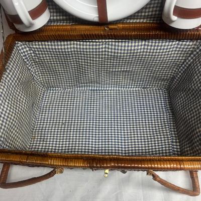 Picnic Basket & Accessories (SRF-MG)