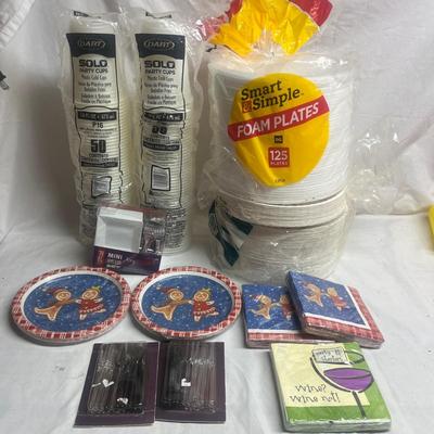 Picnic Basket & Accessories (SRF-MG)