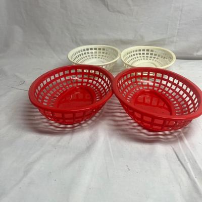 Picnic Basket & Accessories (SRF-MG)