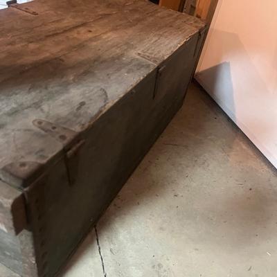 Wooden Trunk & Box (SRB-MG)