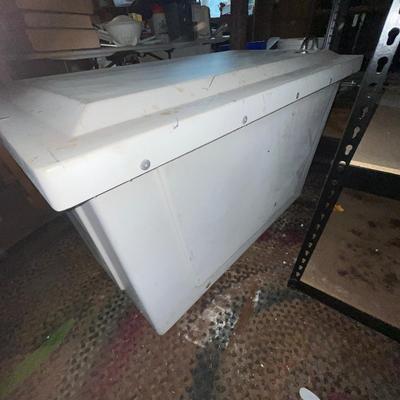 Fiberglass Deck Box (SRB-MG)