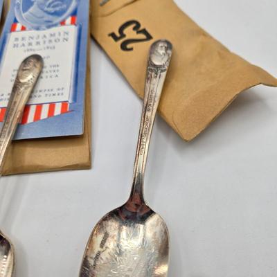 LOT 29: Vintage Wm. Rogers American Presidents Commemorative Silver Plated Spoons