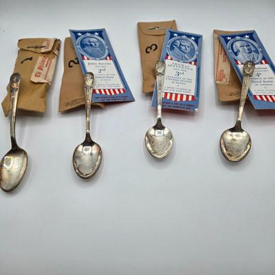 LOT 29: Vintage Wm. Rogers American Presidents Commemorative Silver Plated Spoons