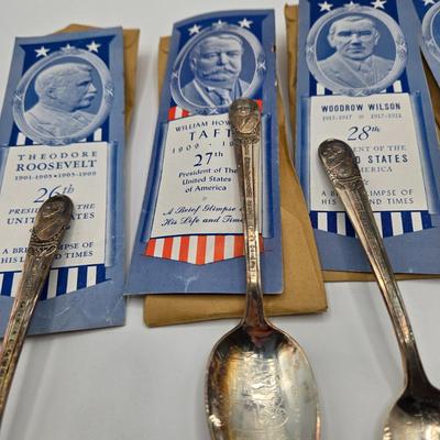 LOT 29: Vintage Wm. Rogers American Presidents Commemorative Silver Plated Spoons