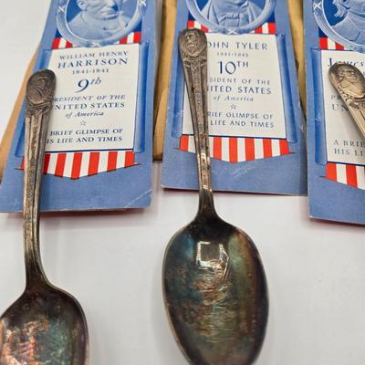 LOT 29: Vintage Wm. Rogers American Presidents Commemorative Silver Plated Spoons