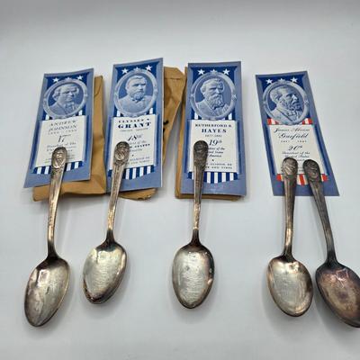 LOT 29: Vintage Wm. Rogers American Presidents Commemorative Silver Plated Spoons