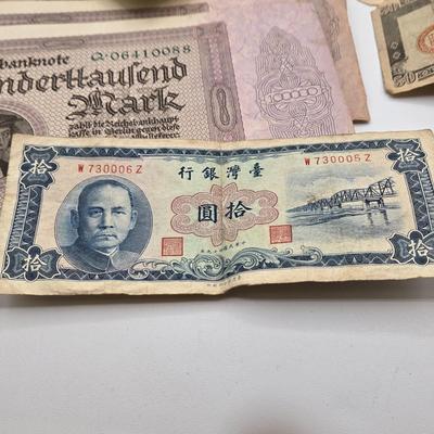 LOT 34: International Currency Collection - Coins and Paper Money Many Different Countries