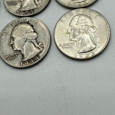 LOT 47: 90% Silver Quarters (40)