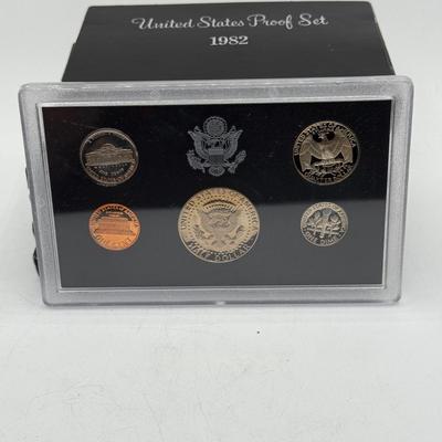 LOT 65: U.S. Proof Sets (1975, 1976, 1977, 1979, 1981, 1982, 1983)