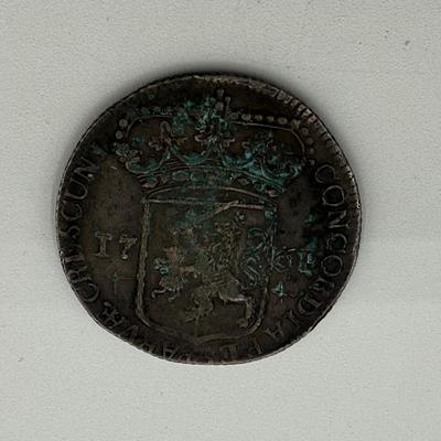 LOT 71: REPLICA 1761 Dutch Colonial Ducat "Leg Dollar"