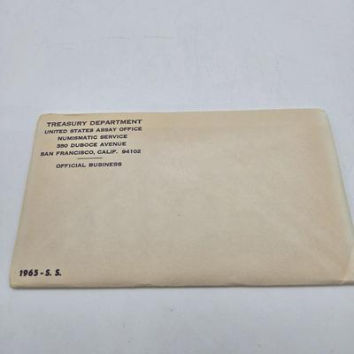 LOT 125: U.S. Mint Uncirculated Coin Sets from 1968, 1969, & 1972 and Special Mint Set from 1965