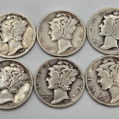 LOT 139: Thirty-Four 90% Silver Mercury Dimes