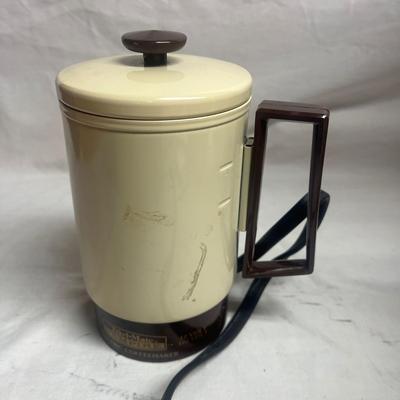 Vortex Hand Crank Blender & More Hand Powered Items (SRF-MG)