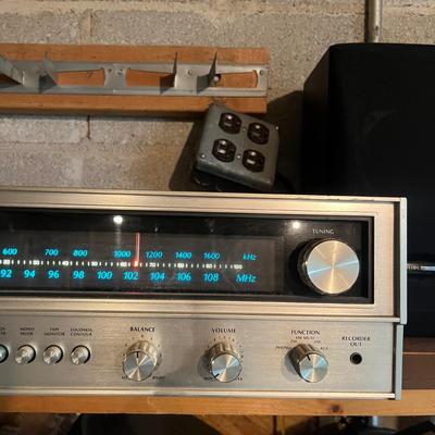 Fisher AM/FM Tuner & Two Phillips Speakers (SRF-MG)