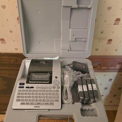 Label maker