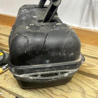 Glue Guns & Art Supplies (SRF-MG)