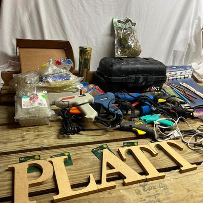 Glue Guns & Art Supplies (SRF-MG)