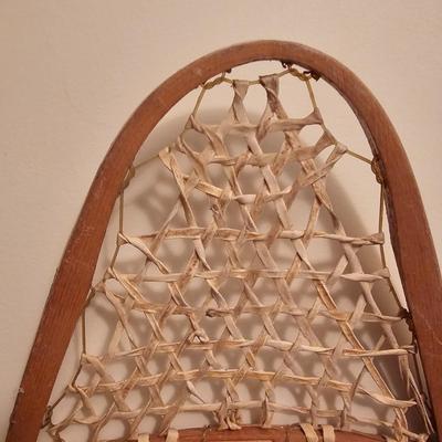 Pair of Kabir Kouba Snowshoes (FE-JS)