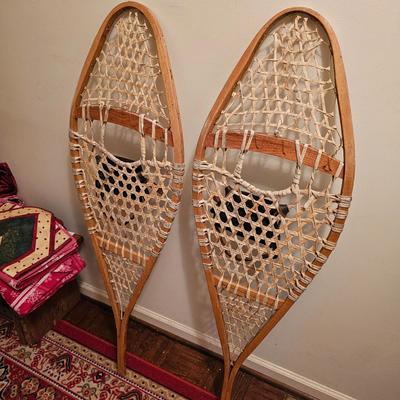 Pair of Kabir Kouba Snowshoes (FE-JS)