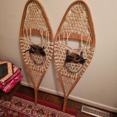 Pair of Kabir Kouba Snowshoes (FE-JS)