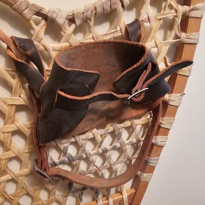 Pair of Kabir Kouba Snowshoes (FE-JS)