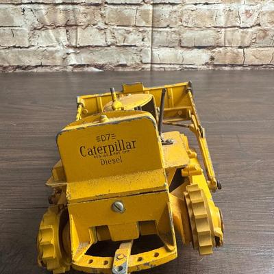 D7 CATERPILLAR DIESEL TRACTOR DOZER BLADE 1950'S VINTAGE TOY