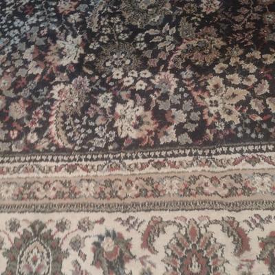 Wool Ariana 8'x 8'Area Rug