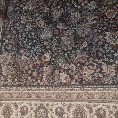 Wool Ariana 8'x 8'Area Rug
