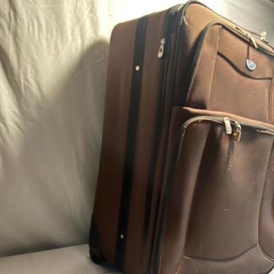 Three Dockers Rolling & Nesting Suitcases (C-MG)