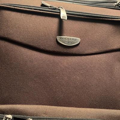 Three Dockers Rolling & Nesting Suitcases (C-MG)