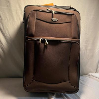 Three Dockers Rolling & Nesting Suitcases (C-MG)