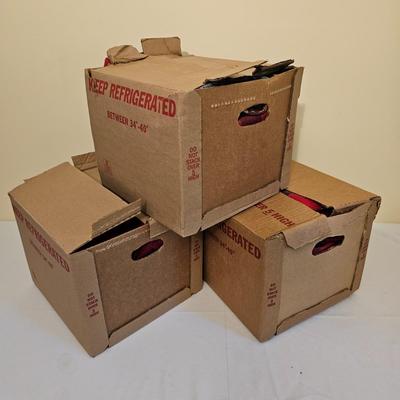 Christmas Linens, Tablecloths & More (GB1-JS)